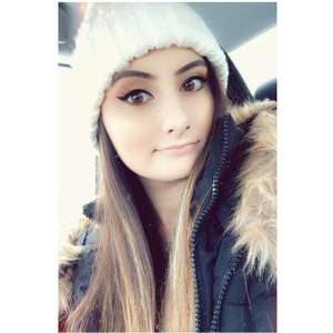 Meet your Posher, Lily